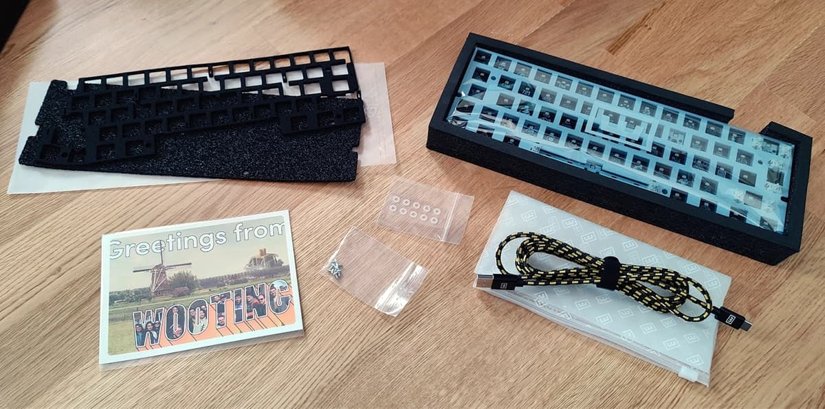 Wooting 60HE+ Module showing all items in the box