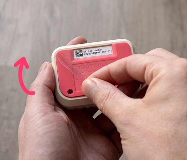 Wooting UwU showing the pinching of the film